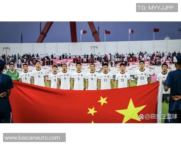 踢足球帅气十足的中国球星们展现风采，挑战世界舞台